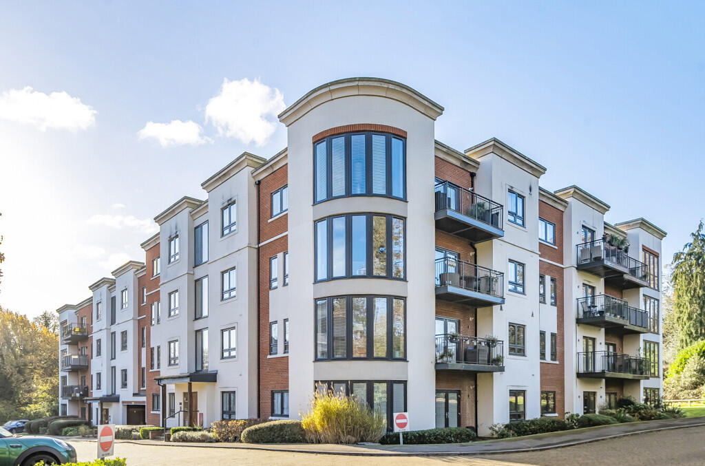 Main image of property: London Road, Binfield, Bracknell