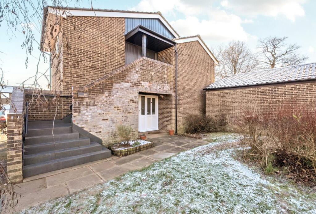 Main image of property: Greenham Wood, Bracknell, Berkshire