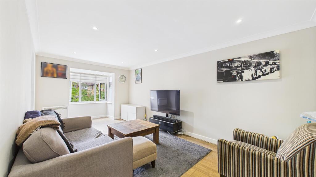 Main image of property: Medesenge Way, London, N13