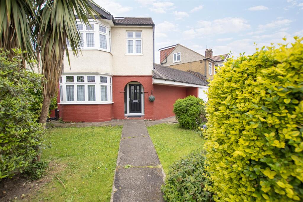 Main image of property: Fillebrook Avenue, Enfield