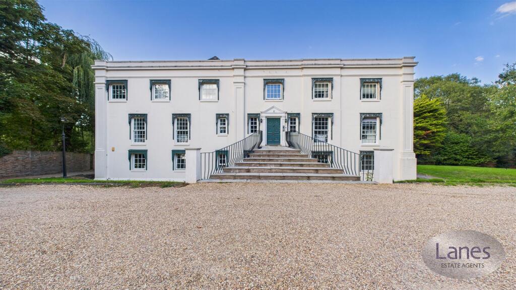 Main image of property: Temple House, Old Park Ride, EN7