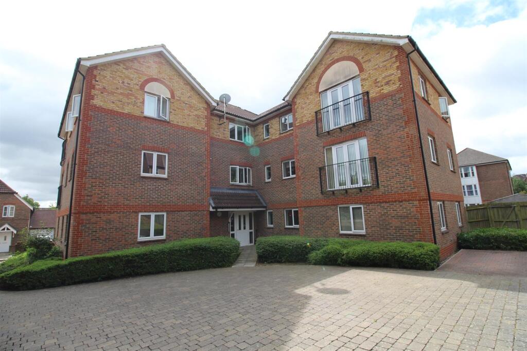 Main image of property: 6 Running Foxes LaneSingletonAshfordKent