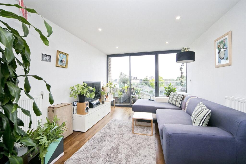 Main image of property: Richmond Road, Hackney, London, E8