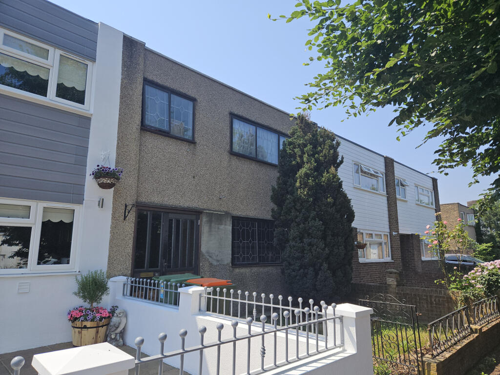 Main image of property: Canning Town, London, E16
