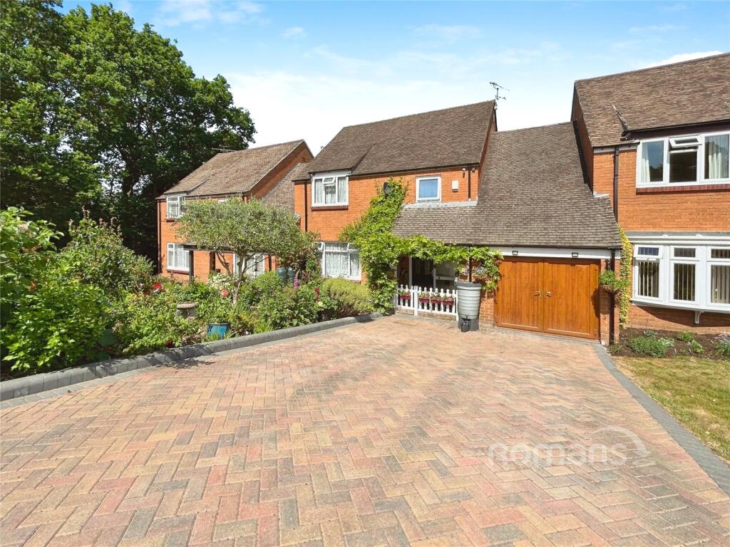 Main image of property: Peddlars Grove, Yateley, Hampshire