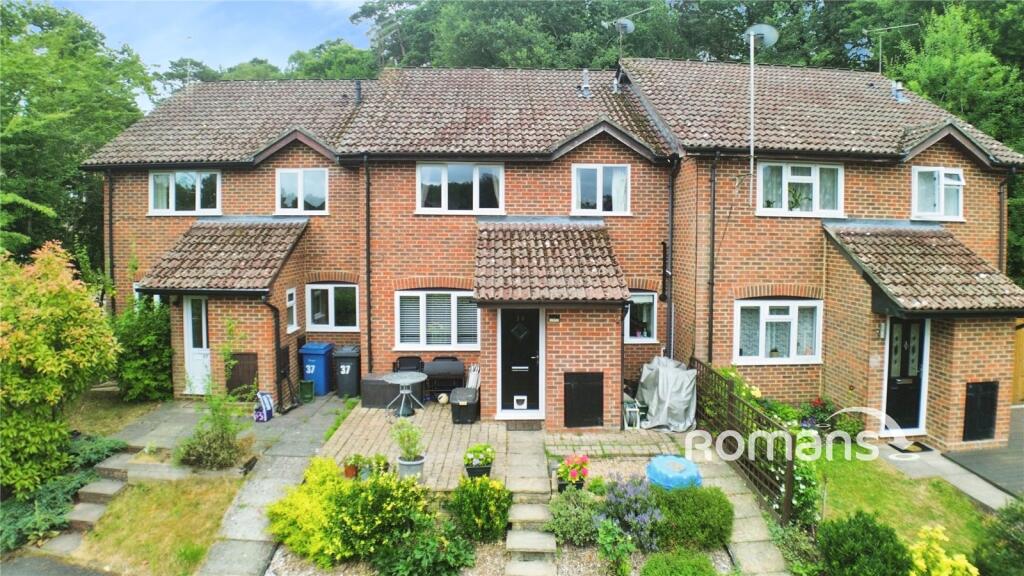 Main image of property: Shaftesbury Mount, Blackwater, Camberley