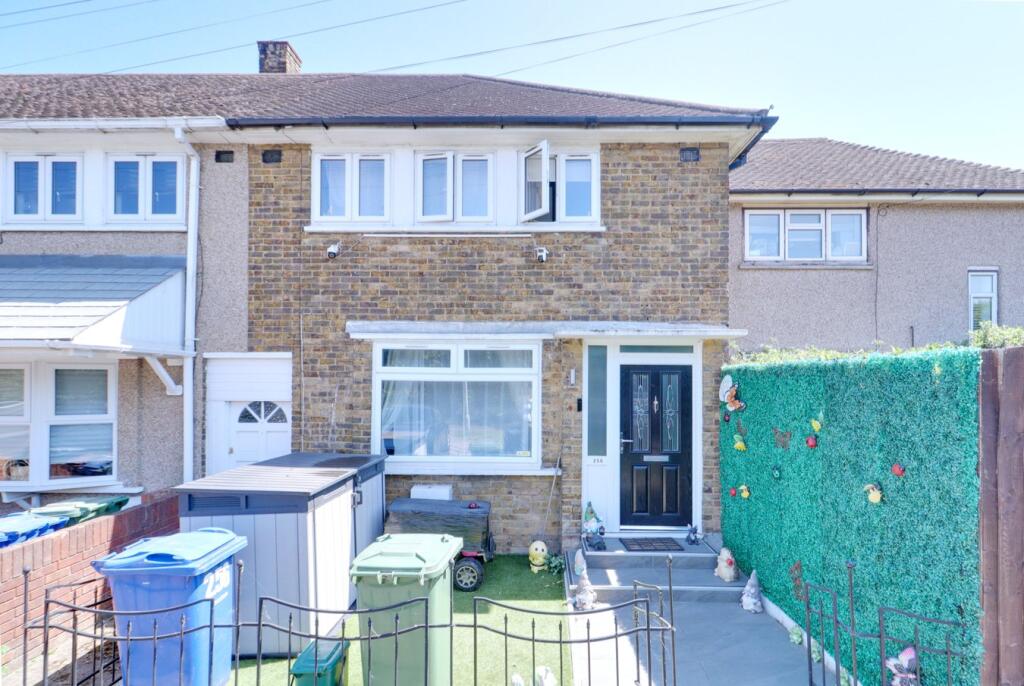 Main image of property: Romford Road, Aveley, RM15
