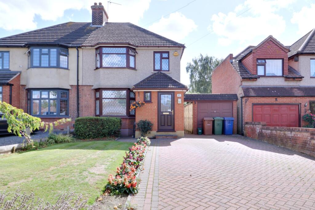 Main image of property: Purfleet Road, Aveley, RM15