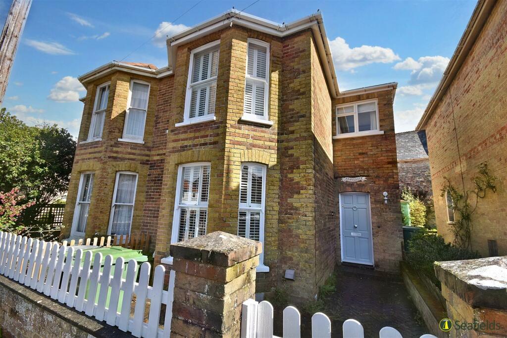 3 bedroom semidetached house for sale in Steyne Road, Seaview, PO34