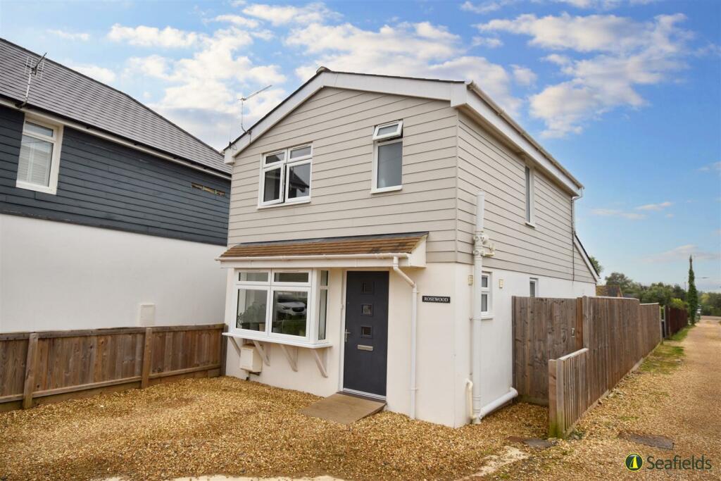 2 bedroom detached house for sale in Manna Road, Bembridge, PO35 5UX, PO35