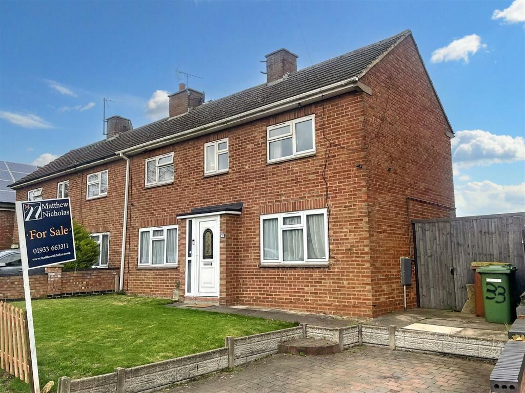 3 bedroom semidetached house for sale in Park Street, Wollaston