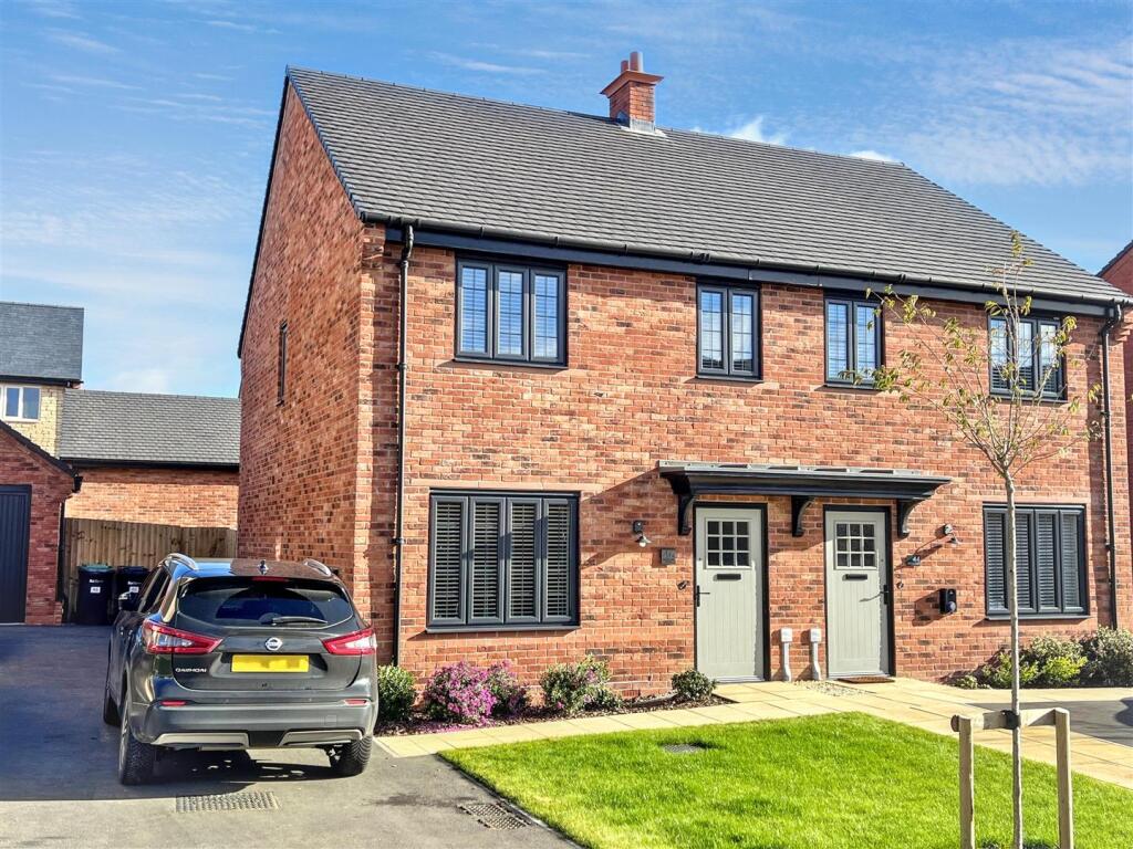 Main image of property: Hollowell Street, Wollaston, Wellingborough