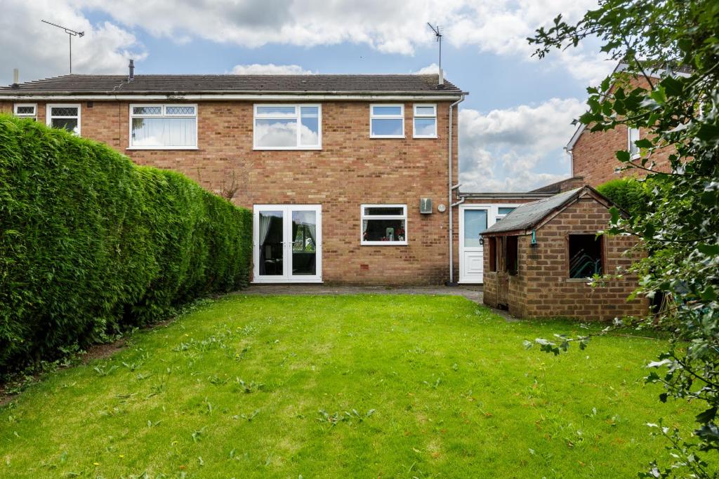 3 bedroom semidetached house for sale in Nantwich, Cheshire, CW5