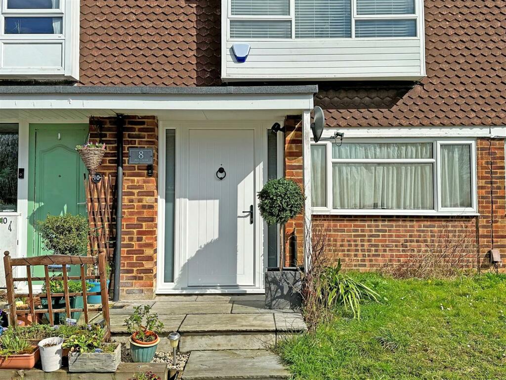 2 bedroom for sale in Ash Close, Merstham, Redhill, RH1