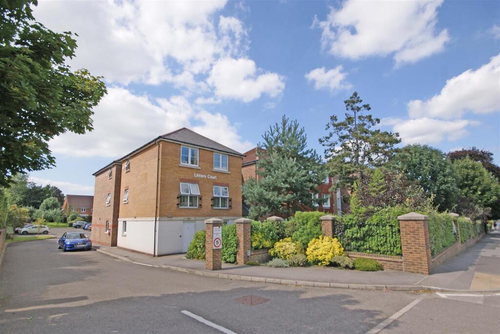 Main image of property: London Road, Redhill