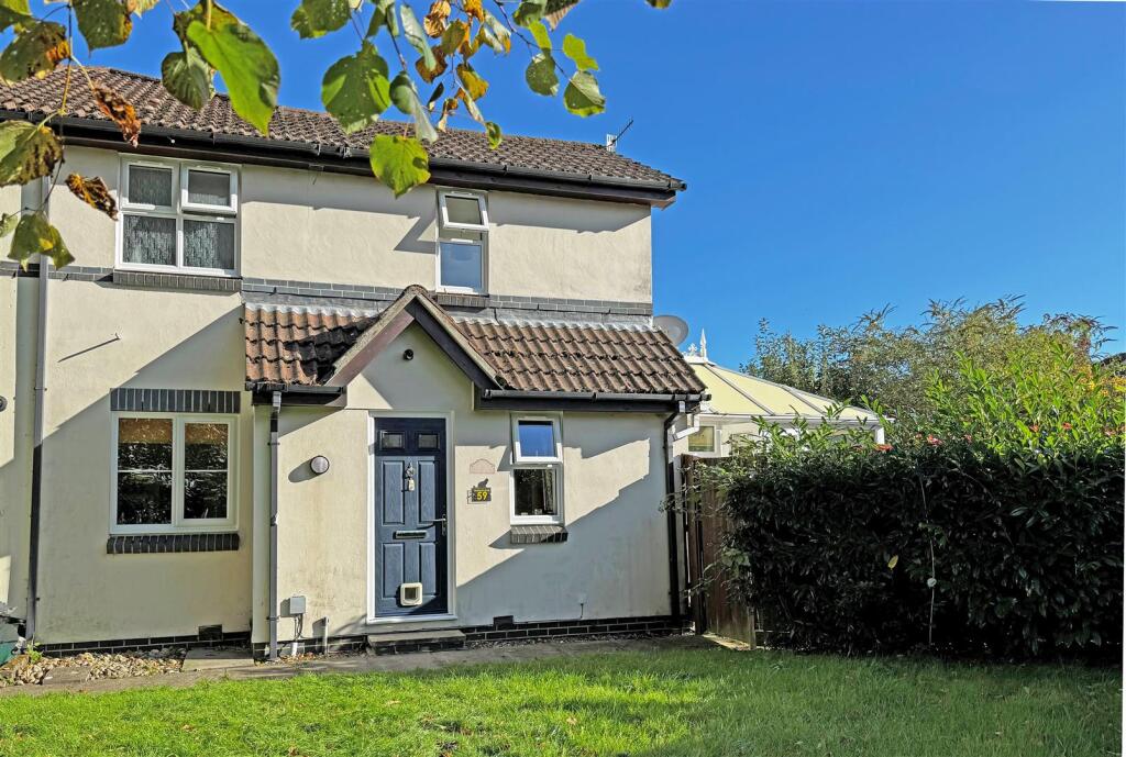 Main image of property: Wordsworth Mead, Redhill