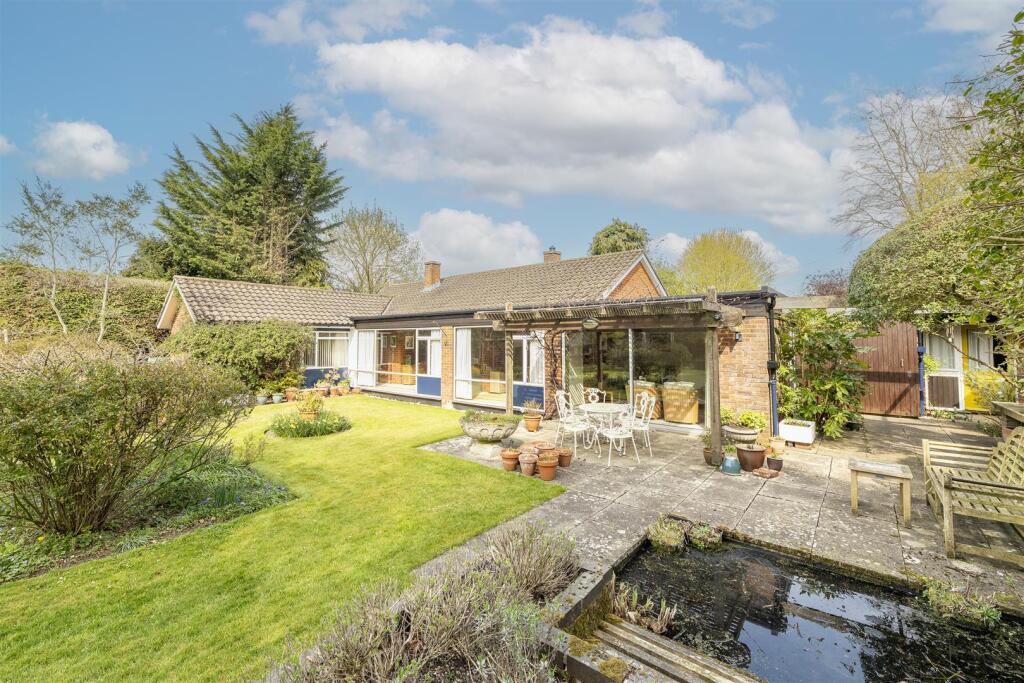 Main image of property: Secluded location, Wendover