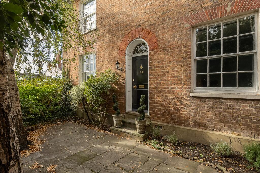 Main image of property: Near Aylesbury Grammar Schools - Viewing Day 15th November