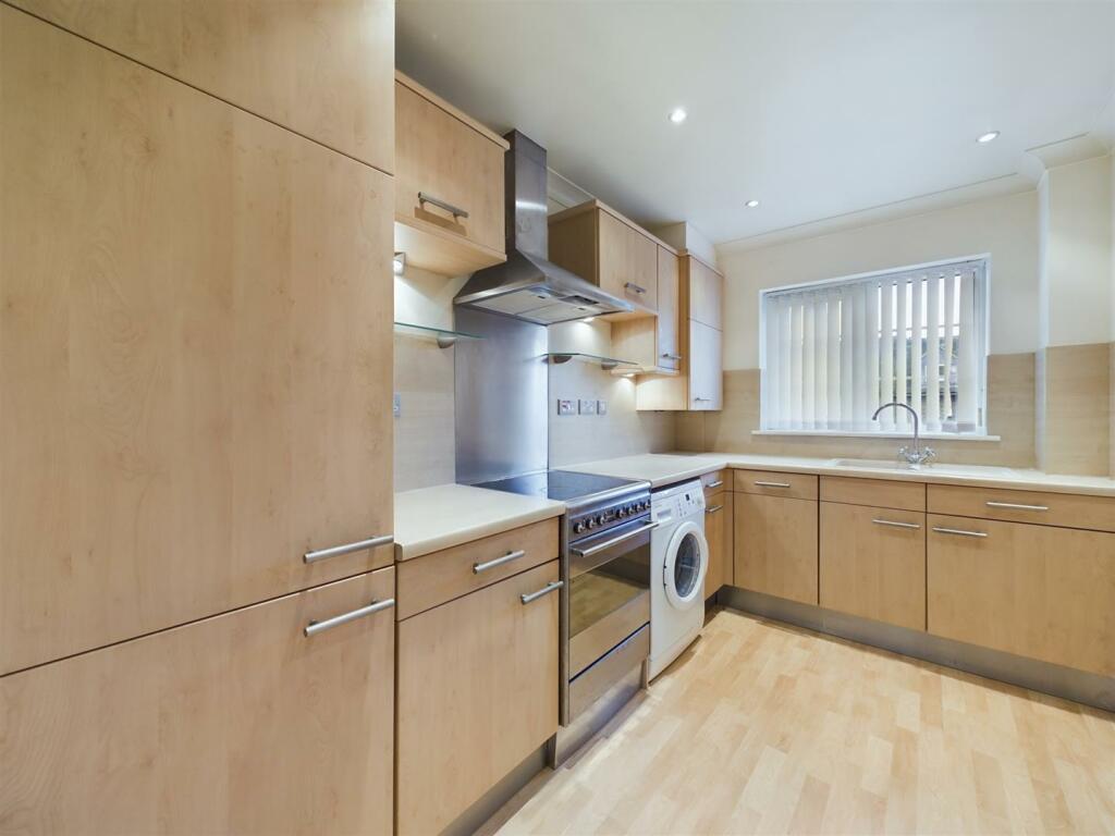 Additional property image - The Spinney, Solihull