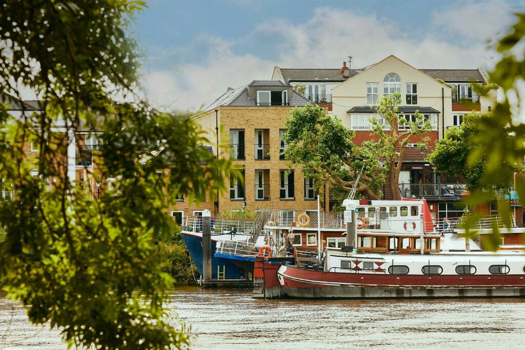 Main image of property: Windows on the River, Chiswick, W4