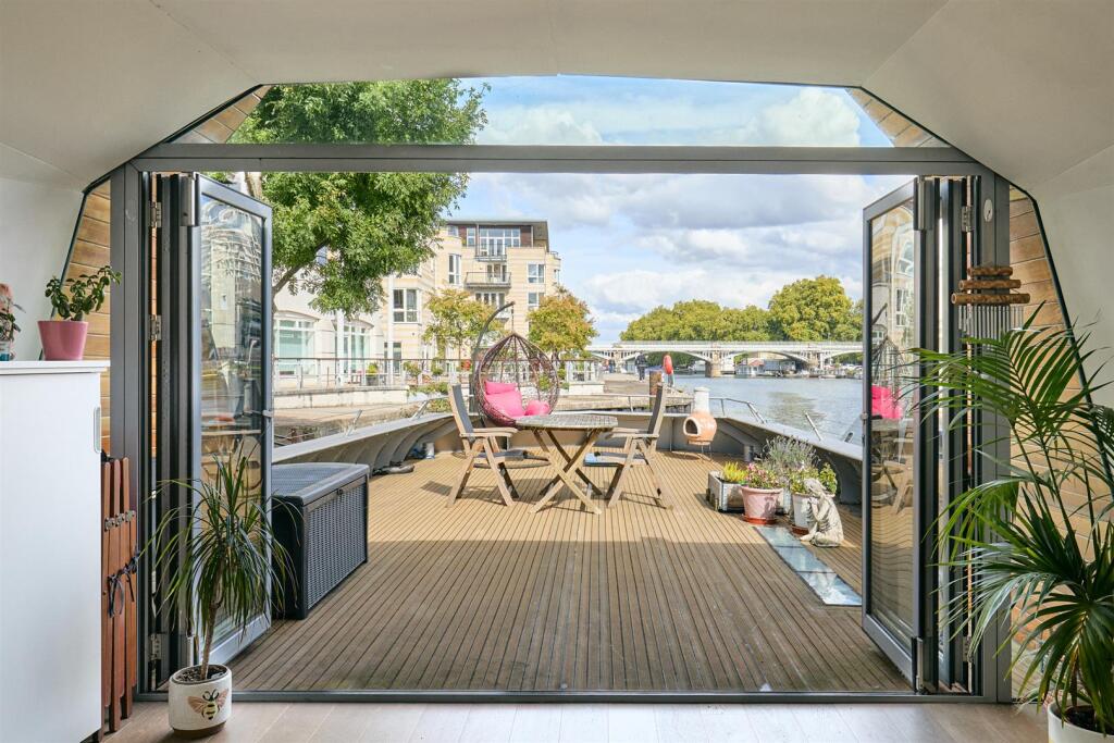 Main image of property: Panther Quay, Hampton Wick, KT1