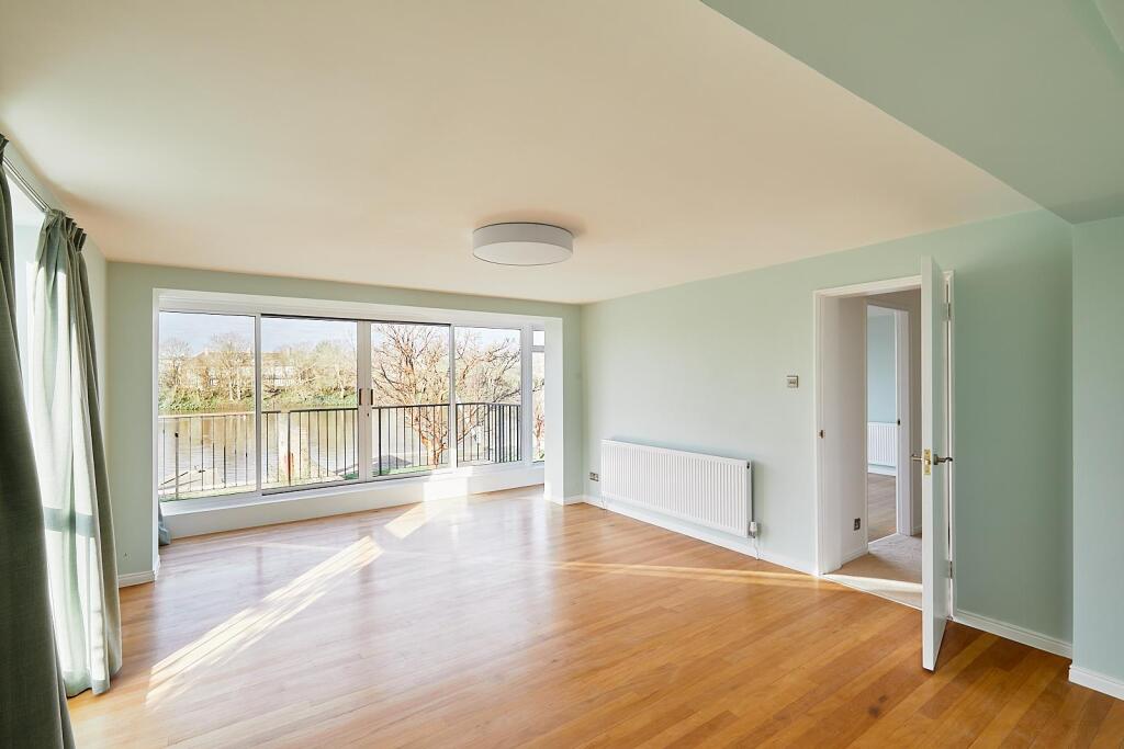 Main image of property: Chiswick Staithe, Chiswick, W4