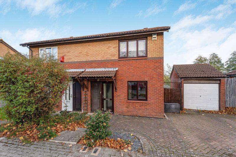 Main image of property: Fairford Crescent, Milton Keynes
