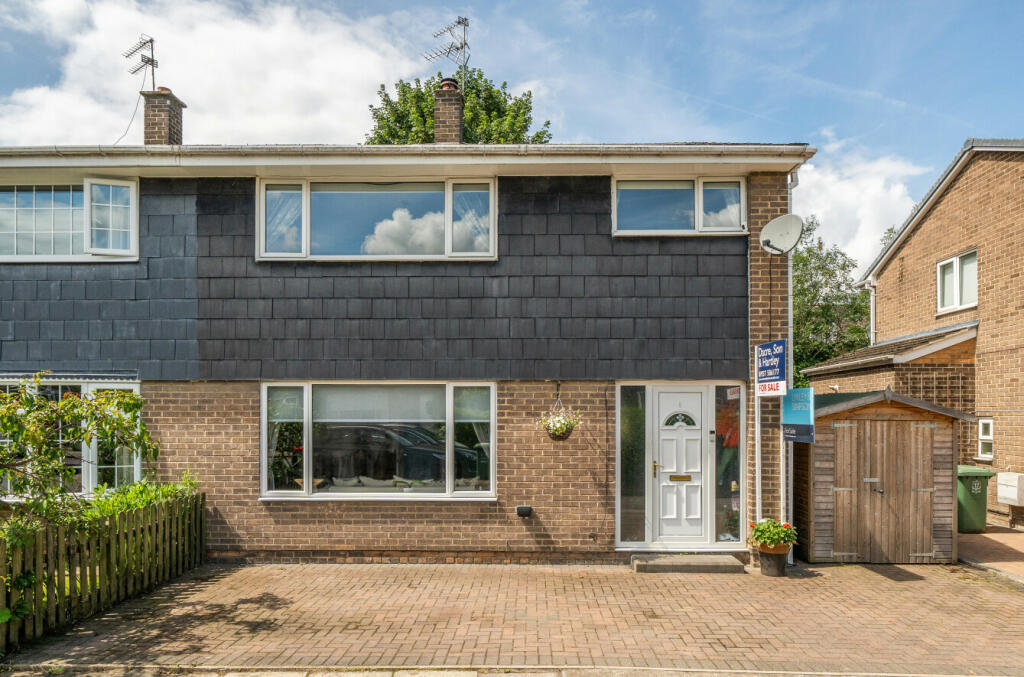 4 bedroom semi-detached house