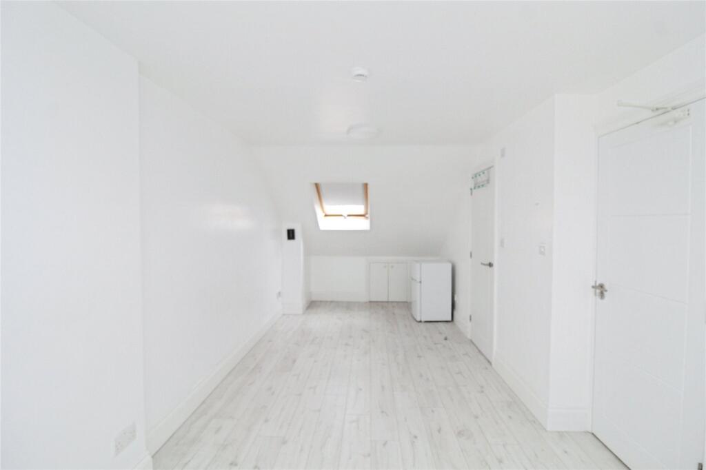 Main image of property: Pemdevon Road, Croydon, CR0