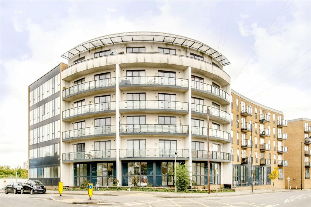 1 bedroom apartment for rent in Durnsford Road, London, SW19