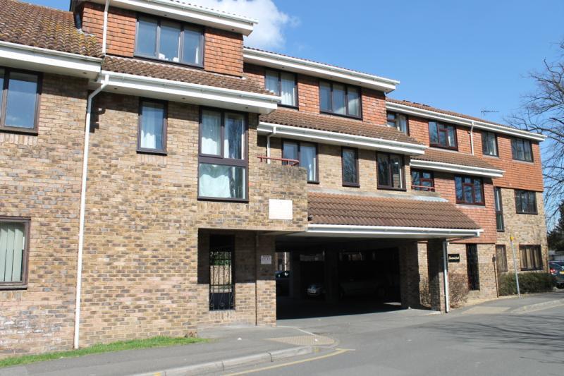 Main image of property: Leacroft, Staines-upon-Thames, Surrey, TW18
