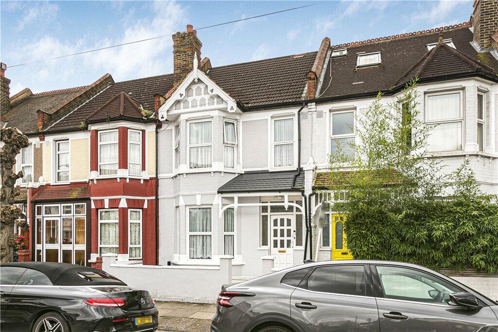 4 bedroom terraced house for rent in Links Road, London, SW17