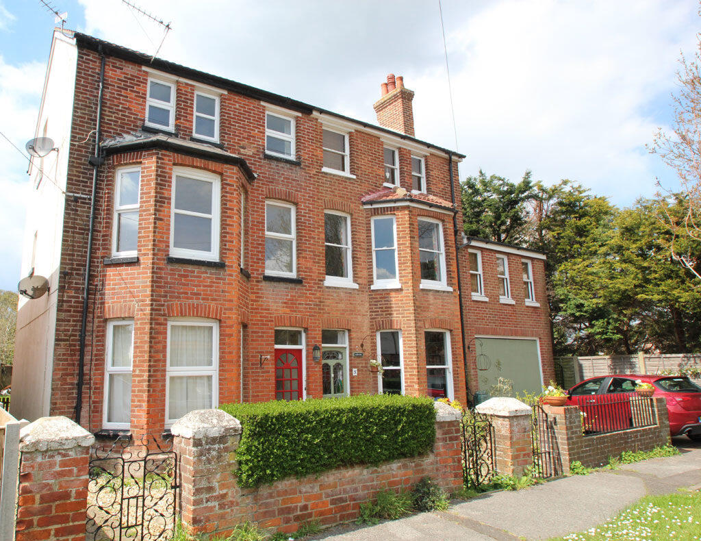 Main image of property: Petrie Road, Lee-on-Solent, Hampshire