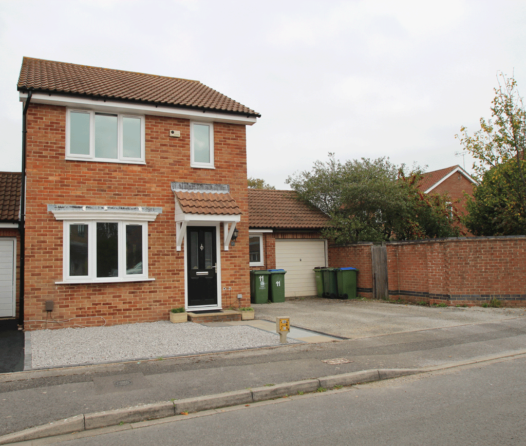 Main image of property: 11 Yarrow Way, Locks Heath, Southampton, SO31 6TH