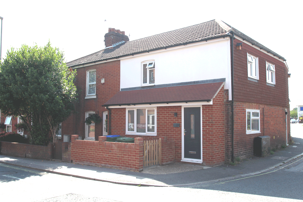 Main image of property: 23 Trinity Street, Fareham, Hampshire, PO16 7SD