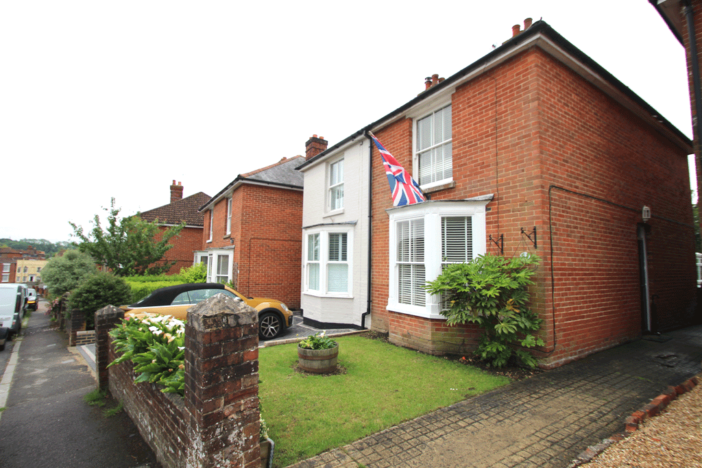 Main image of property: Southampton Hill, Titchfield, Fareham, Hampshire