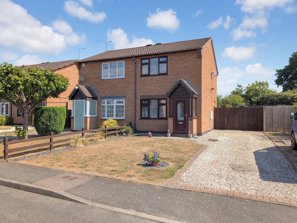 Main image of property: Kilmarie Close, Hinckley, LE10