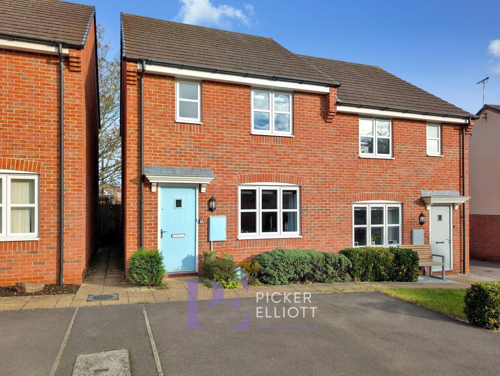 Main image of property: Holywell Fields, Hinckley, LE10
