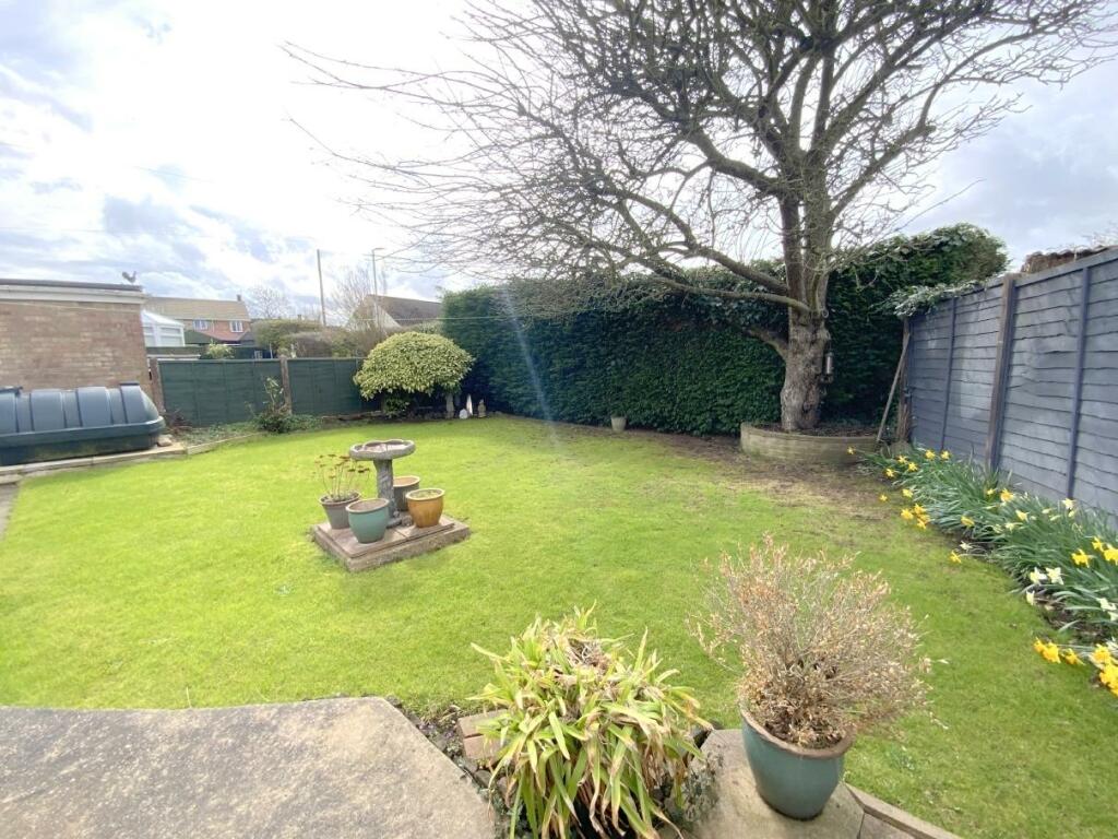 3 bedroom detached bungalow for sale in Plumtree Lane, North Thoresby, DN36