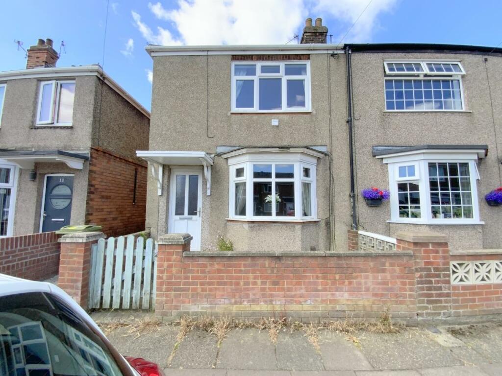 2 bedroom end of terrace house for sale in Spring Bank, Grimsby, DN34
