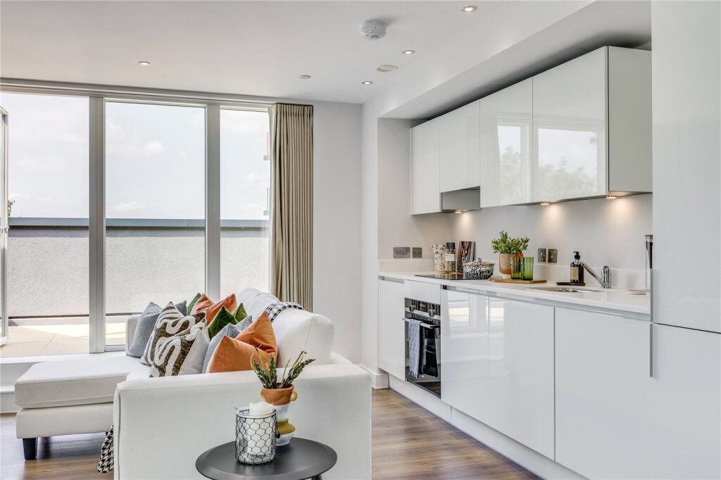 Main image of property: Market Street, Bracknell, Berkshire