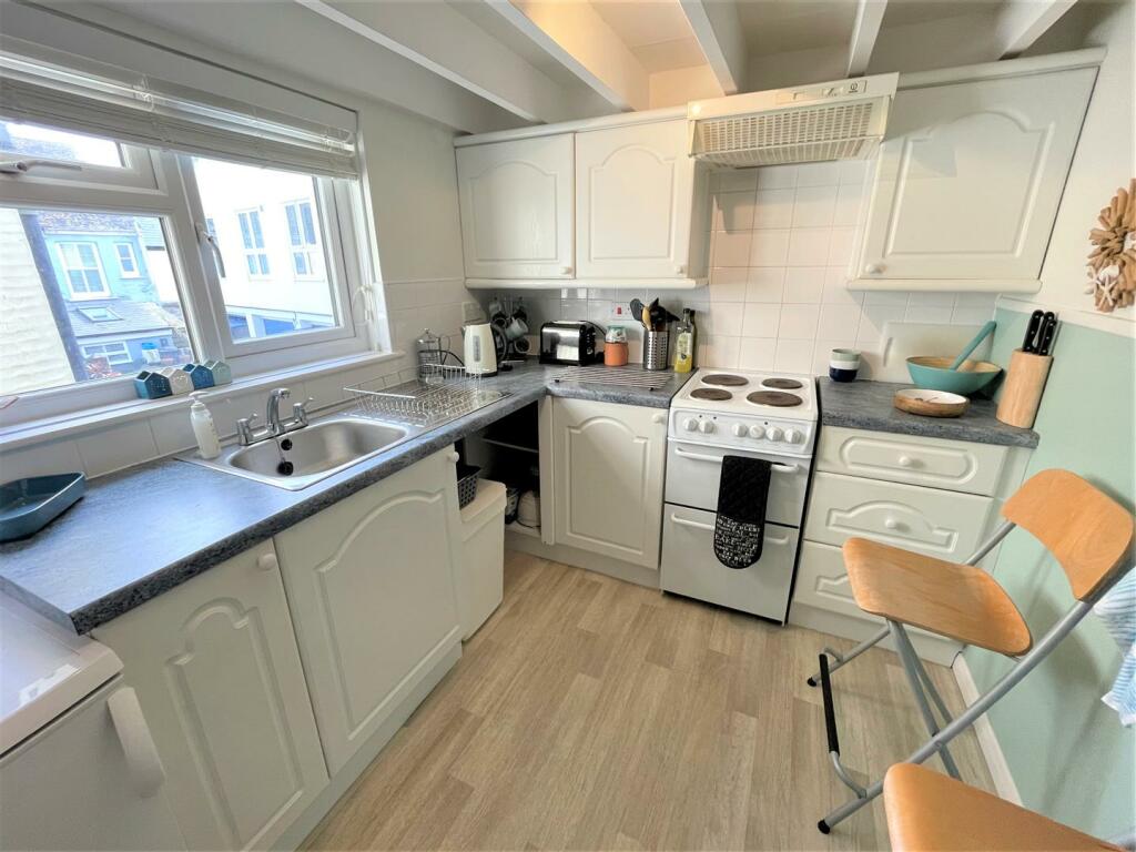 2 bedroom apartment for sale in Lostwithiel Street, Fowey, PL23