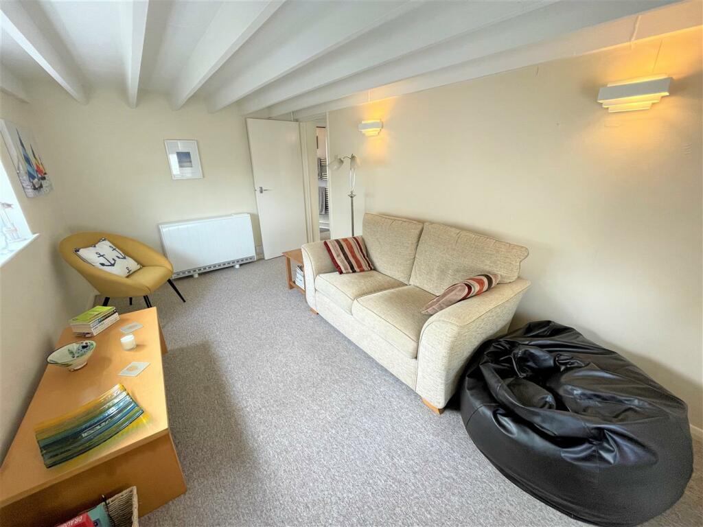 2 bedroom apartment for sale in Lostwithiel Street, Fowey, PL23