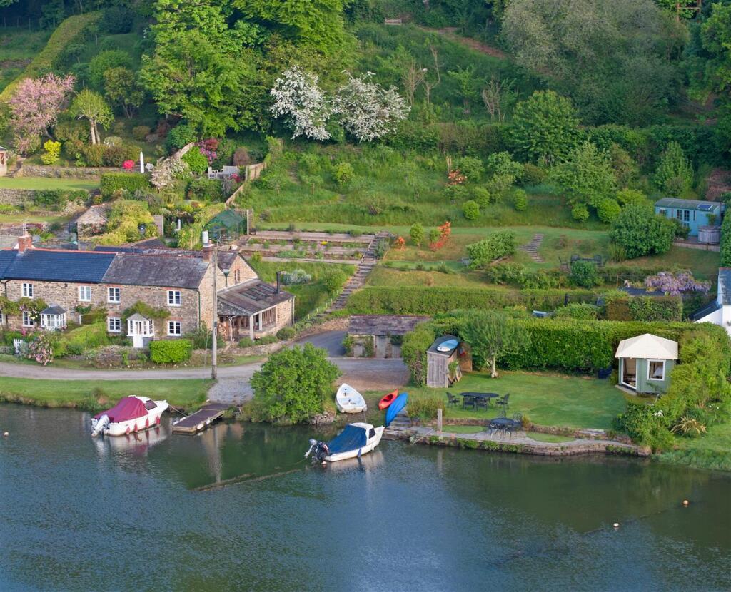 Main image of property: Lerryn