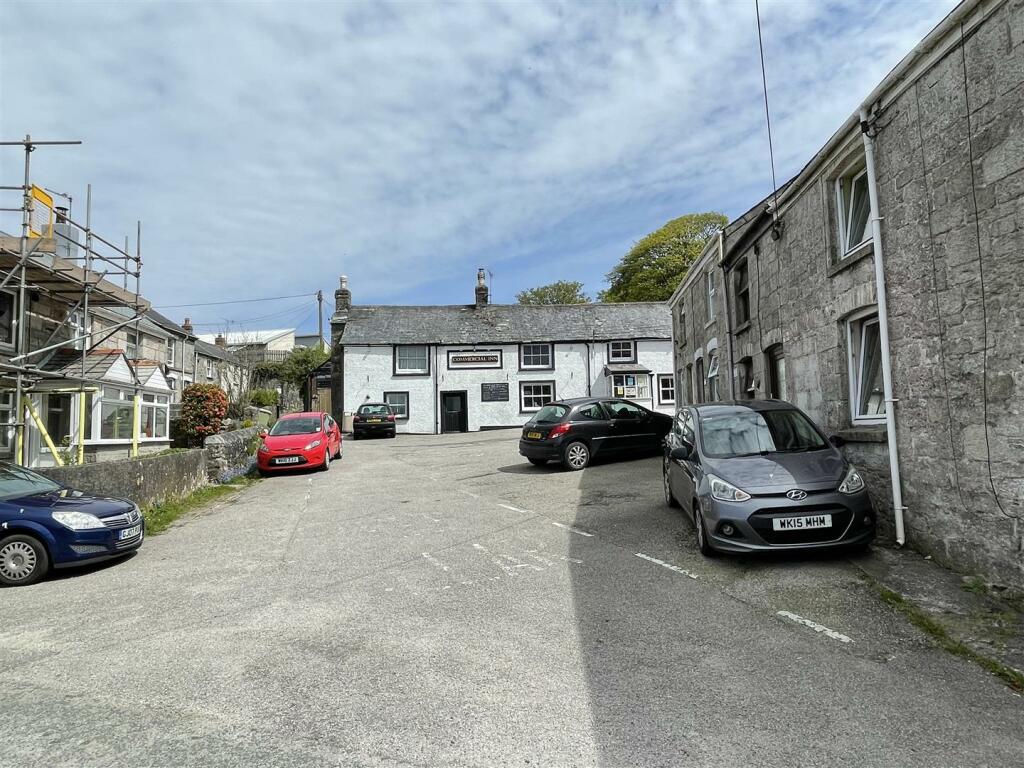 3 bedroom semidetached house for sale in 14 Trelavour Square, St