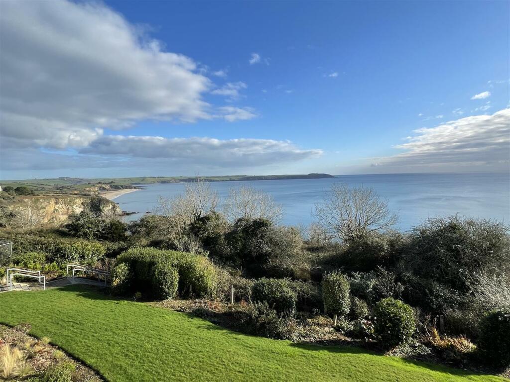 2 bedroom apartment for sale in Sea Road, Carlyon Bay, St. Austell, PL25