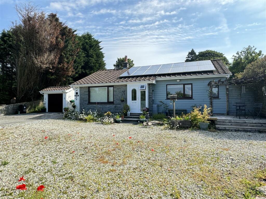 2 bedroom detached bungalow for sale in Lavrean, Bugle, St. Austell, PL26
