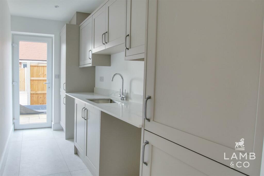 Additional property image - The Meadows, Betts Green Road, Little Clacton