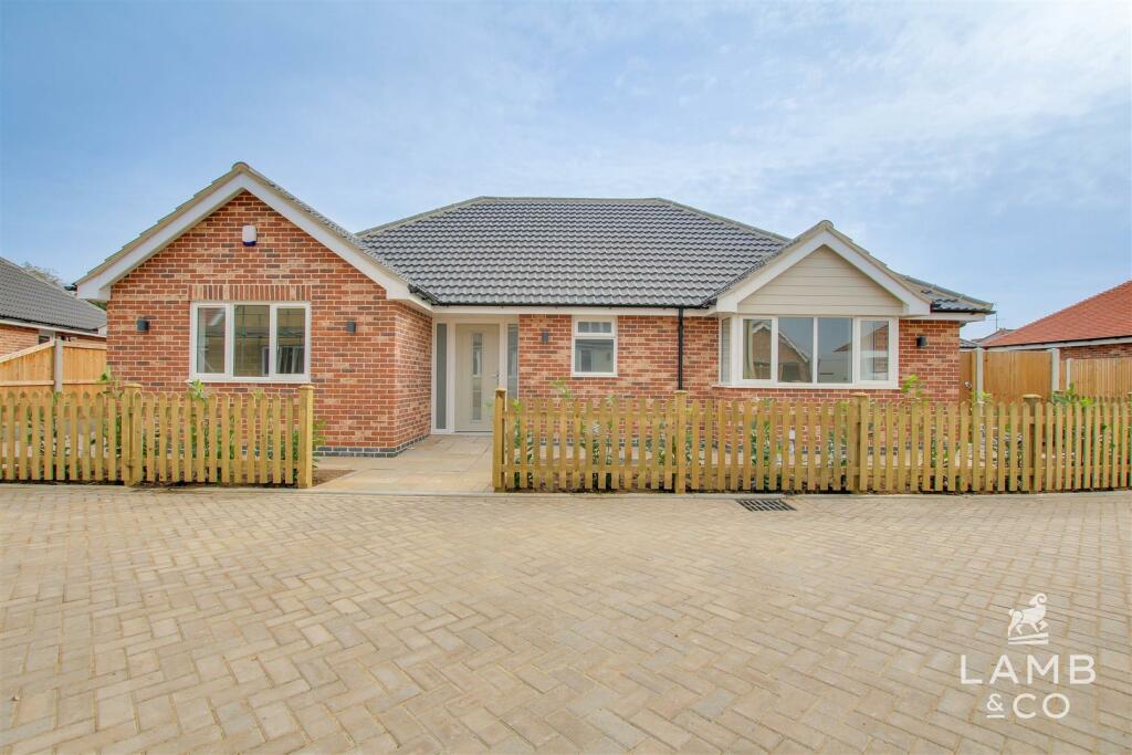 Additional property image - The Meadows, Betts Green Road, Little Clacton