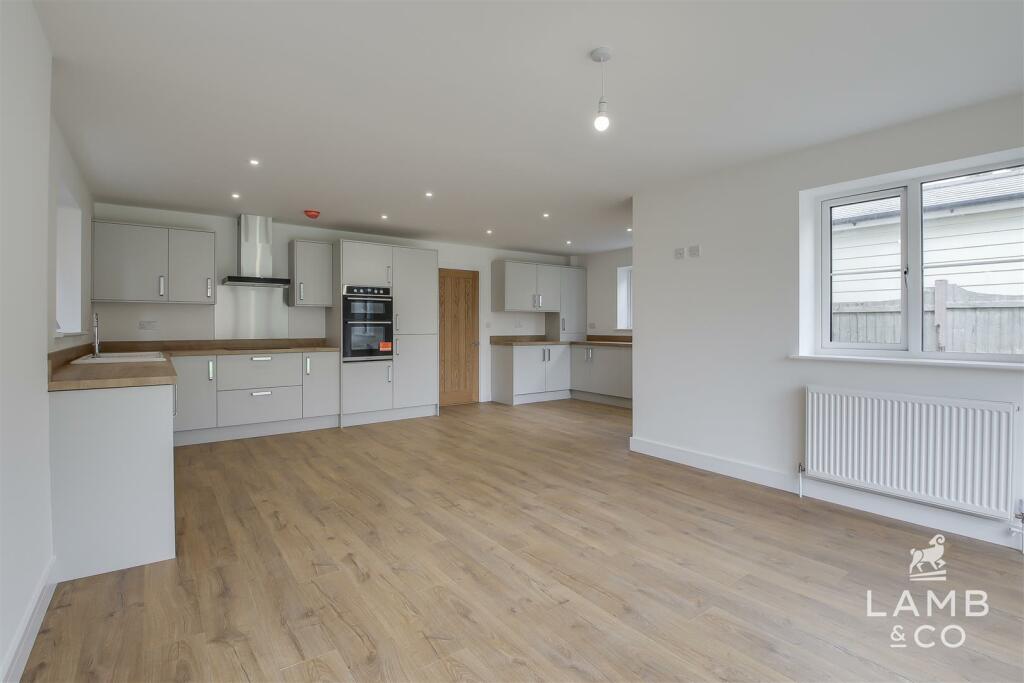 Additional property image - Colchester Road, Thorpe-Le-Soken